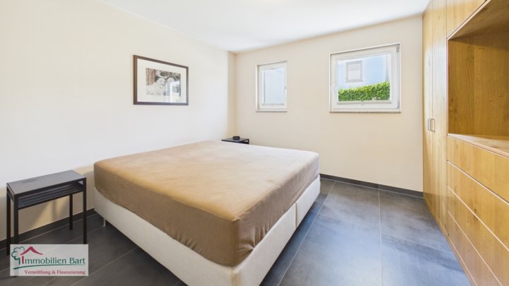 GRENZE L-REMICH: SOFORT VERFÜGBAR! EXKLUSIVE WOHNUNG MIT TERRASSE, GARAGE UND KLEINEM GARTEN!