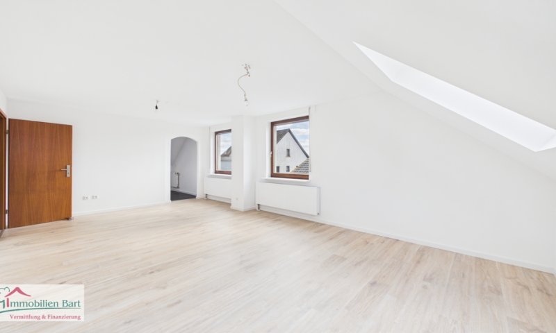 GRENZNÄHE LUXEMBURG: 90 M² RENOVIERTE WOHNUNG NÄHE ORSCHOLZ