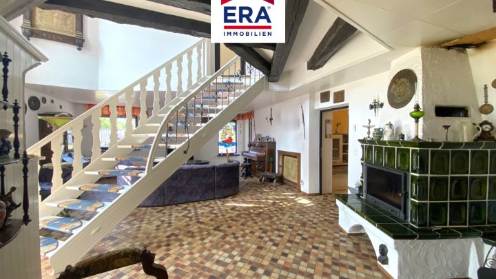 OHNE VERMITTLUNGSGEBÜHREN !! IDYLLISCHES EINFAMILIENHAUS, VARSBERG/FR, NÄHE ÜBERHERRN