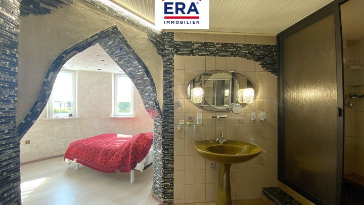 OHNE VERMITTLUNGSGEBÜHREN !! IDYLLISCHES EINFAMILIENHAUS, VARSBERG/FR, NÄHE ÜBERHERRN