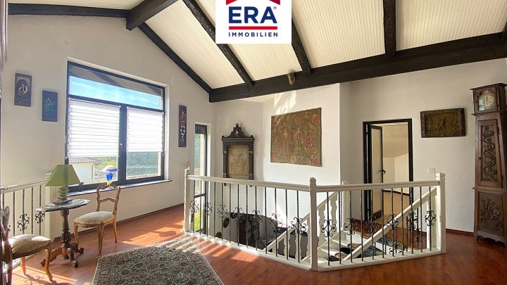 OHNE VERMITTLUNGSGEBÜHREN !! IDYLLISCHES EINFAMILIENHAUS, VARSBERG/FR, NÄHE ÜBERHERRN