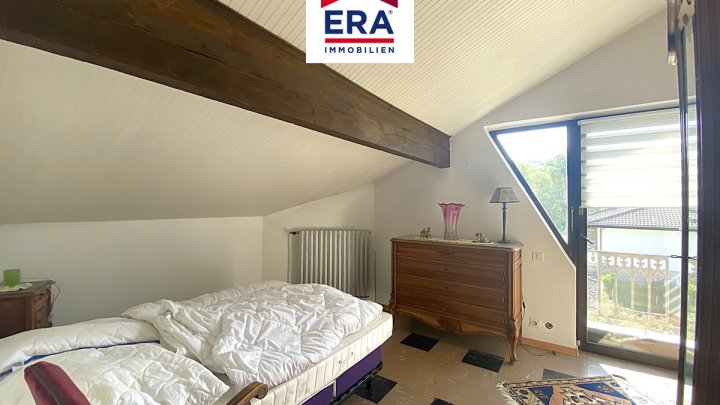 OHNE VERMITTLUNGSGEBÜHREN !! IDYLLISCHES EINFAMILIENHAUS, VARSBERG/FR, NÄHE ÜBERHERRN