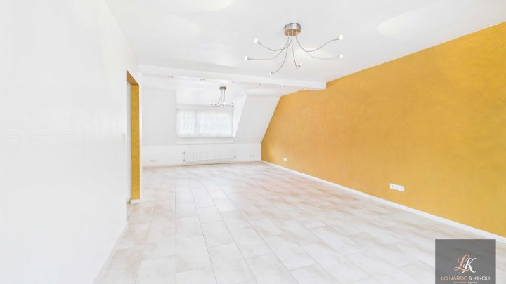 Penthouse-Maisonette mit großzügiger Dachterrasse in Alt-Saarbrücken