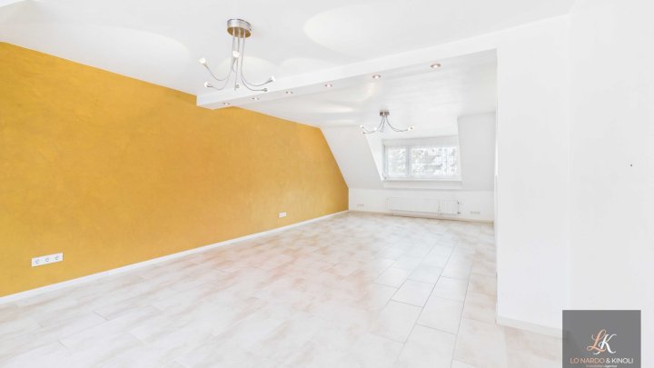 Penthouse-Maisonette mit großzügiger Dachterrasse in Alt-Saarbrücken
