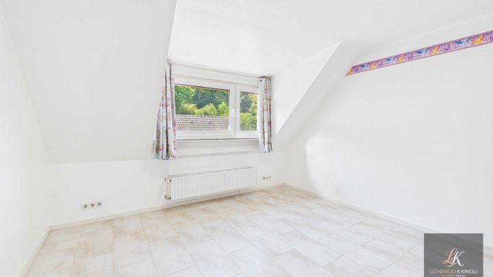 Penthouse-Maisonette mit großzügiger Dachterrasse in Alt-Saarbrücken