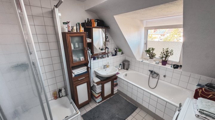 RUHIGE LAGE - Schöne 4- ZKB in Stadtnähe im DG in 66482 Zweibrücken