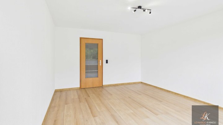 Renoviertes Apartment mit Balkon & Stellplatz in Saarbrücken-Bischmisheim