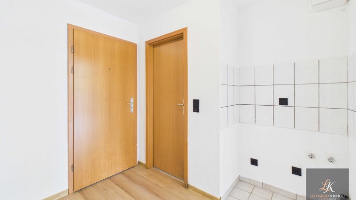Renoviertes Apartment mit Balkon & Stellplatz in Saarbrücken-Bischmisheim