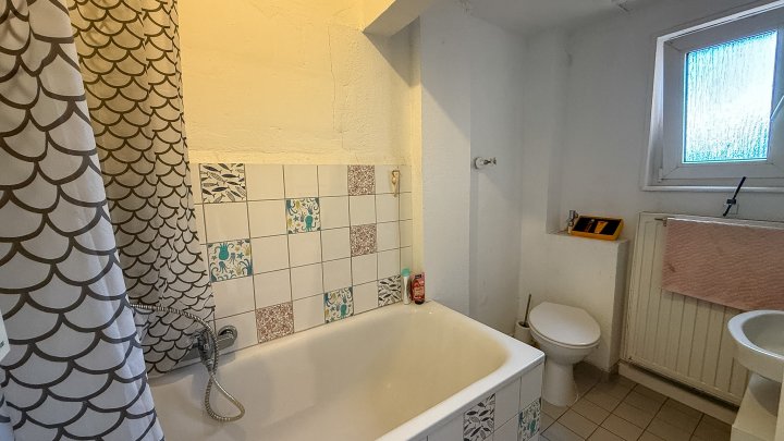 ZENTRAL -2-ZKB-Wohnung mit Abstellraum nahe Krankenhaus in 66482 Zweibrücken