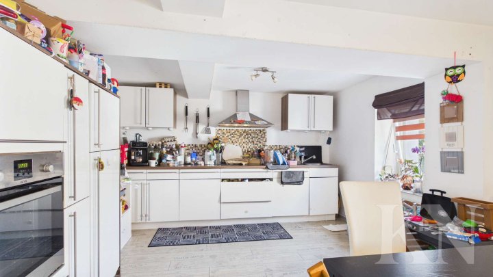 Freistehendes Einfamilienhaus mit Entwicklungspotenzial in Bischmisheim
