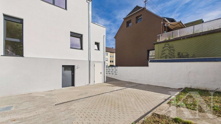Einziehen & wohlfühlen – Sanierte Doppelhaushälfte mit Garten in Saarbrücken-Güdingen