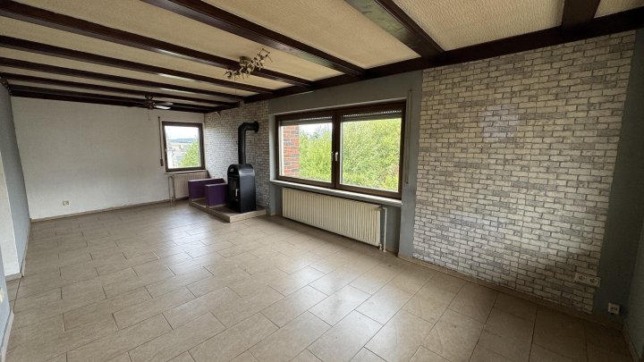 Sofort bezugsbereit: Einfamilienhaus mit Garten und Apartment am Nationalpark Hunsrück-Hochwald