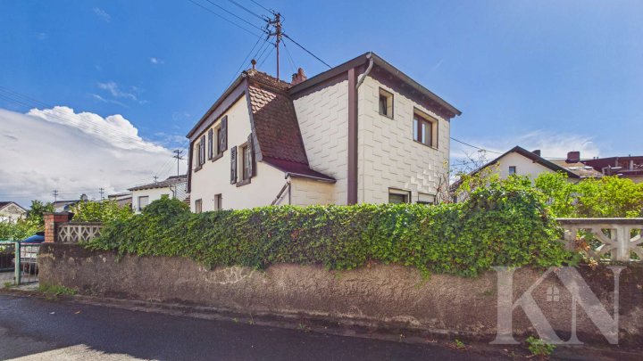 Einfamilienhaus mit Potenzial in Quierschied – Wohnhaus mit zwei möglichen Wohneinheiten