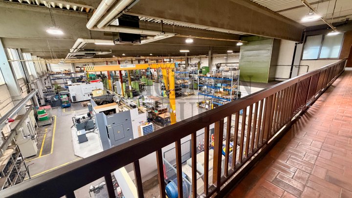 GROSSZÜGIGE GEWERBE- UND INDUSTRIELIEGENSCHAFT MIT PRODUKTIONS-, LAGER-, WERKSTATT- UND BÜROFLÄCHEN