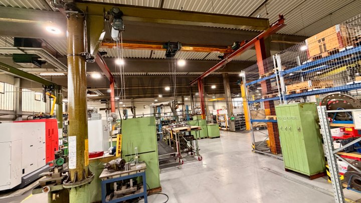 GROSSZÜGIGE GEWERBE- UND INDUSTRIELIEGENSCHAFT MIT PRODUKTIONS-, LAGER-, WERKSTATT- UND BÜROFLÄCHEN