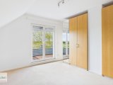 DG - Schlafzimmer mit Einbauschrank