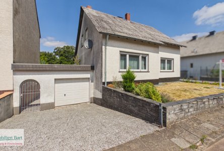 Zufahrt zur Garage