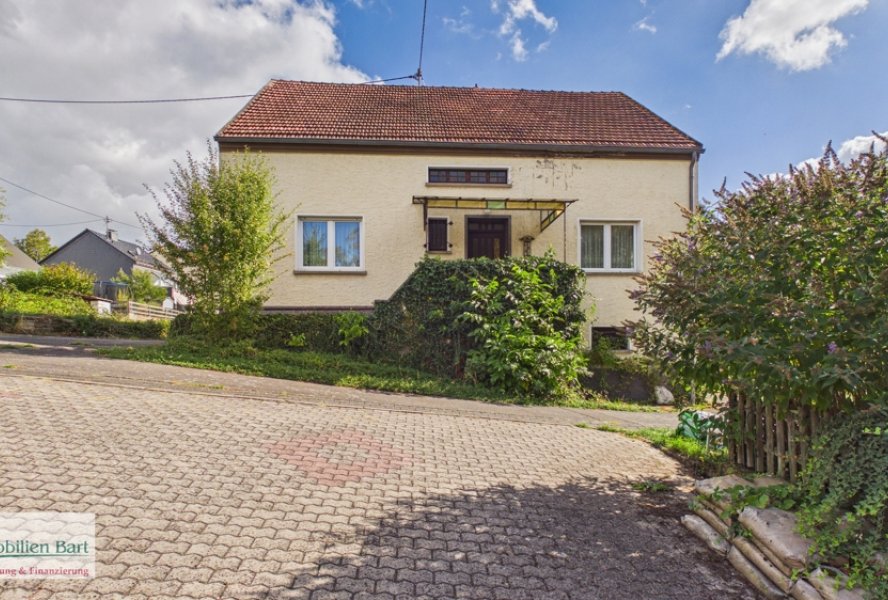 Straßenansicht