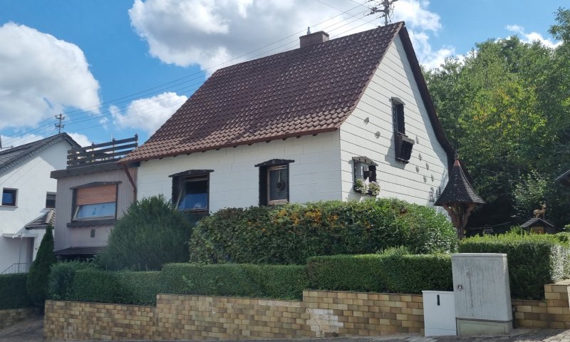 Gemütliches Einfamilienhaus gelegen in ruhiger Umgebung und Waldrandnähe von Griesborn