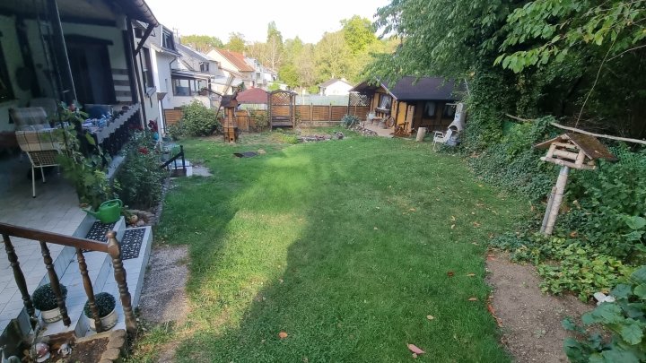 Gemütliches Einfamilienhaus gelegen in ruhiger Umgebung und Waldrandnähe von Griesborn