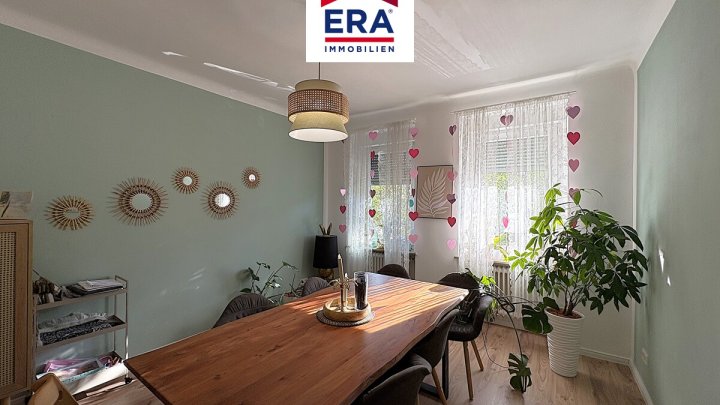 EINFAMILIENHAUS/ STADTHAUS MIT GARTEN, ZENTRAL IN PÜTTLINGEN