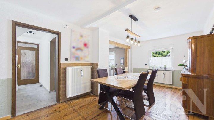 Familienfreundliches Einfamilienhaus mit Garten und zwei Außenbereichen in Riegelsberg!