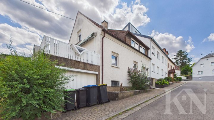 Familienfreundliches Einfamilienhaus mit Garten und zwei Außenbereichen in Riegelsberg!