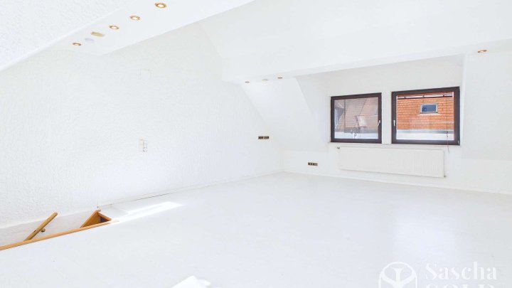 Großzügige Maisonettewohnung mit offenem Dachstudio in zentraler Lage von St. Ingbert