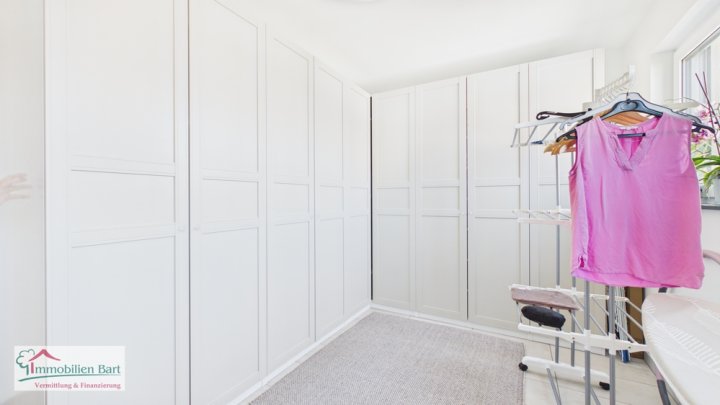 HOCHWERTIGE 128 M² PENTHOUSE WOHNUNG IN TOLLER LAGE VON ORSCHOLZ!