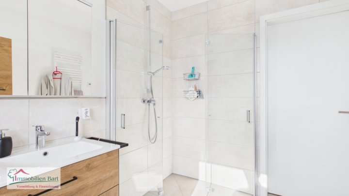 HOCHWERTIGE 128 M² PENTHOUSE WOHNUNG IN TOLLER LAGE VON ORSCHOLZ!