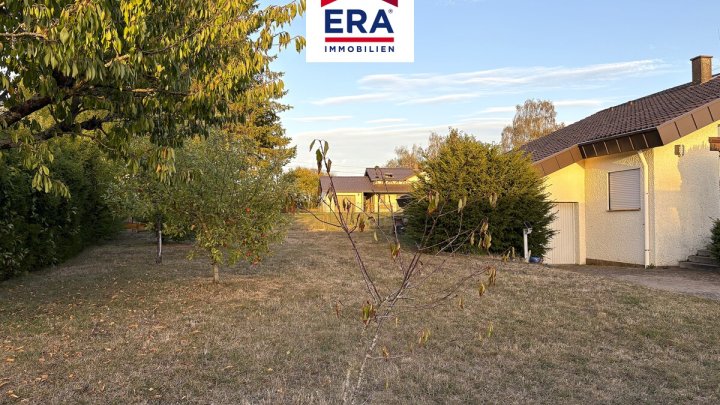 KEINE VERMITTLUNGSGEBÜHREN-CHARMANTES HAUS MIT BOOTSSTEG, STOCKWEIHER-LANGATTE/FR