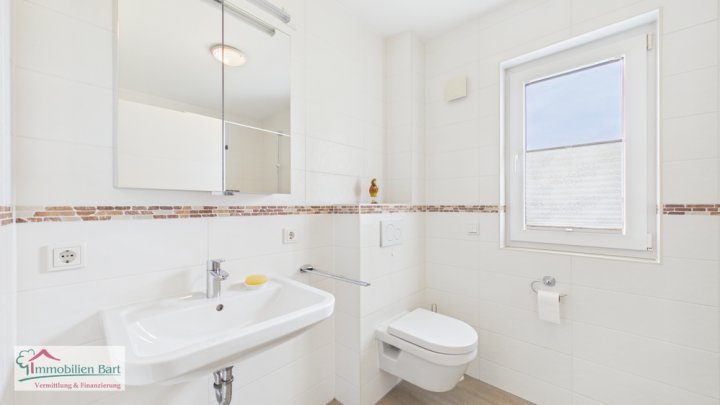 PERL: ALTERSGERECHTE WOHNUNG + TERRASSE + ABSTELLRAUM + TG - STELLPLATZ + STELLPLATZ + AUFZUG!!!