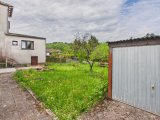 Garage mit Garten