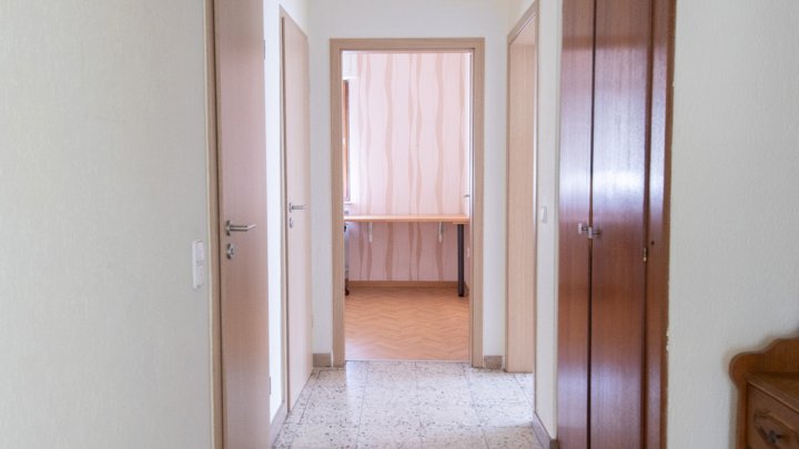Mehr Platz, als man auf den ersten Blick vermutet – freistehender Bungalow in Ensdorf