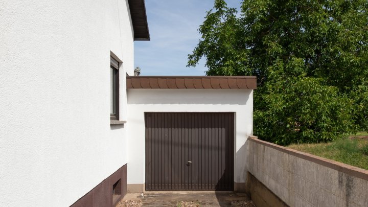 Mehr Platz, als man auf den ersten Blick vermutet – freistehender Bungalow in Ensdorf