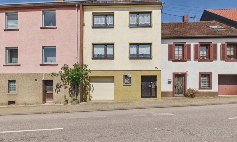 Verwirklichen Sie Ihre Wohnträume – Reihenmittelhaus mit Potenzial