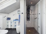 Bad mit Dusche DG