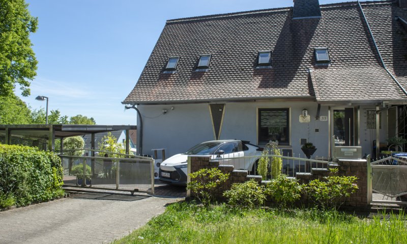 Wohnen an der Natur- Exklusive Doppelhaushälfte in Waldrandlage