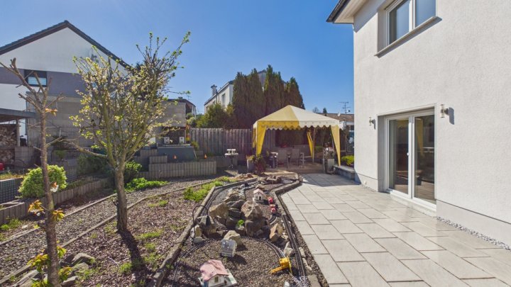 Modernes Stadthaus- großzügig geplant und vielseitig nutzbar