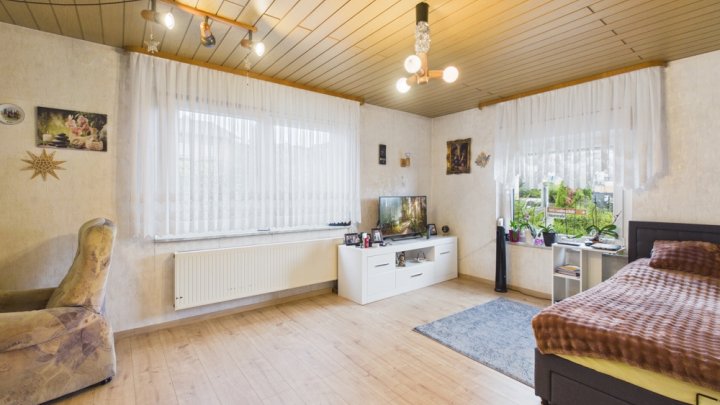 Kapitalanlage mit Perspektive – 3-Familienhaus in Riegelsberg