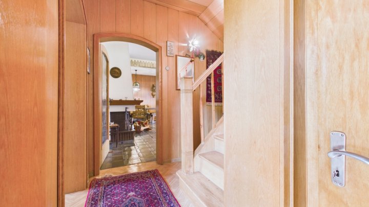 Einfamilienhaus mit viel Platz für Neugestaltung