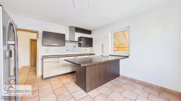 GRENZNÄHE LUXEMBURG: WOHNHAUS MIT GARAGE / GARTEN IN PERL-BORG!