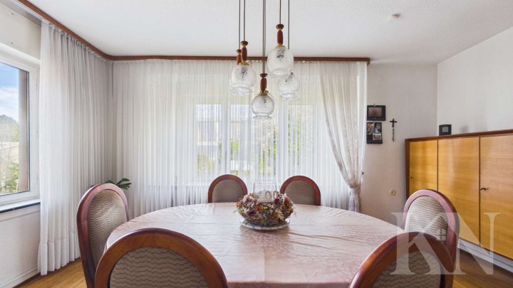 Großzügiges Ein- bis Zweifamilienhaus in Saarbrücker Top-Lage