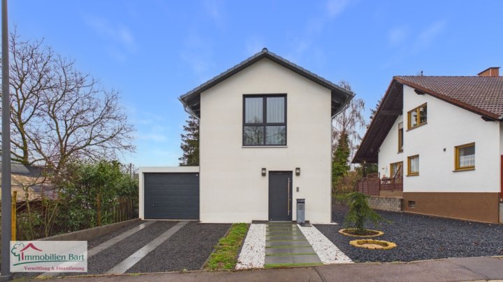 SAARBURG/SERRIG: EXTRAVAGANTES, NEUES WOHNHAUS AN MAXIMAL 2 PERSONEN ZU VERMIETEN!