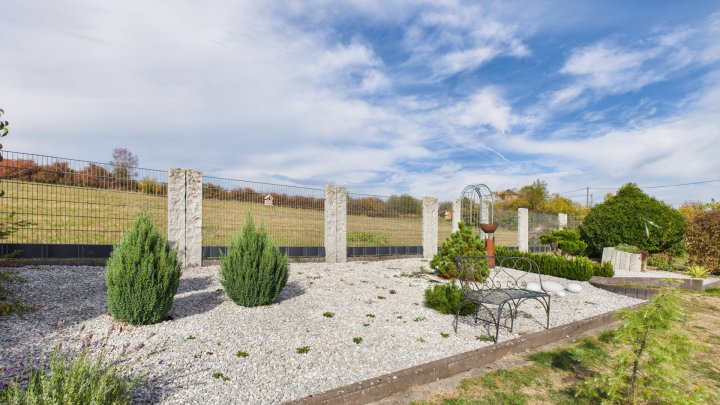 Umfassend modernisiertes und gepflegtes Einfamilienhaus mit herrlichem Garten in Wadern-Lockweiler