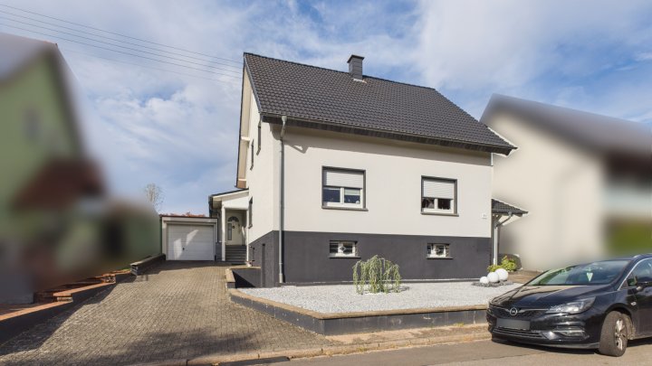 Umfassend modernisiertes und gepflegtes Einfamilienhaus mit herrlichem Garten in Wadern-Lockweiler