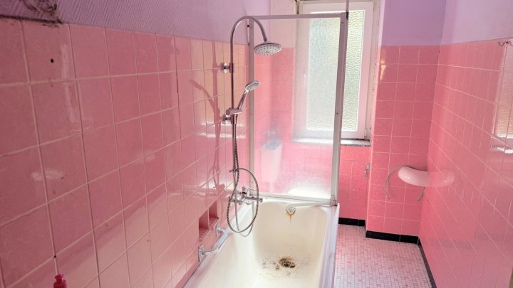 Schnäppchen freistehendes Sanierungsobjekt für Handwerker in ruhiger Lage