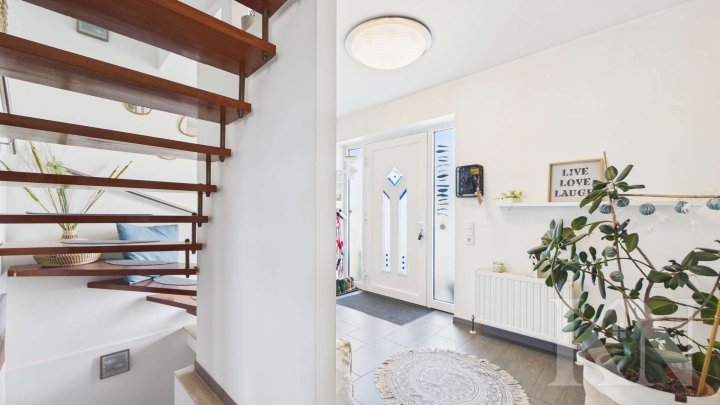 Freistehender Bungalow auf großzügigem Grundstück in ruhiger Lage von Mandelbachtal