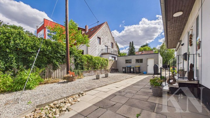 Freistehender Bungalow auf großzügigem Grundstück in ruhiger Lage von Mandelbachtal