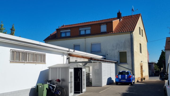 Helle und großzügige Obergeschosswohnung in Klarenthal zu vermieten